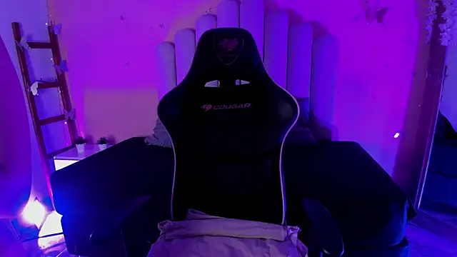 Snapshot of KatyXXX_gh chatting on 11, 3, 2025 KatyXXX gh online show from 11, 3, 2025