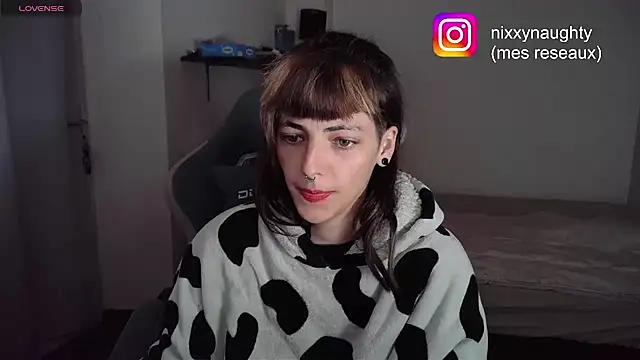 Snapshot of Nixxy_naughty chatting on 4, 2, 2025 Nixxy naughty online show from 4, 2, 2025