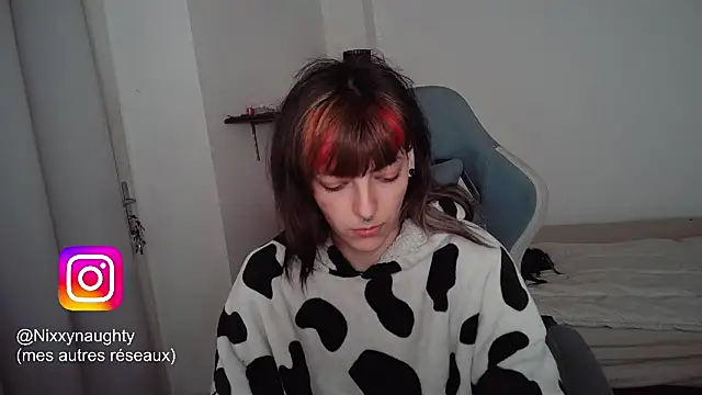 Snapshot of Nixxy_naughty chatting on 17, 2, 2025 Nixxy naughty online show from 17, 2, 2025