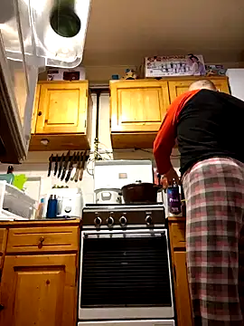 Snapshot of intx800 chatting on 13, 2, 2025 intx800 online show from 13, 2, 2025