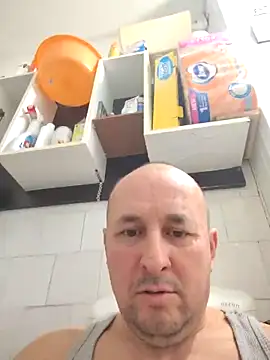 Snapshot of intx800 chatting on 15, 3, 2025 intx800 online show from 15, 3, 2025