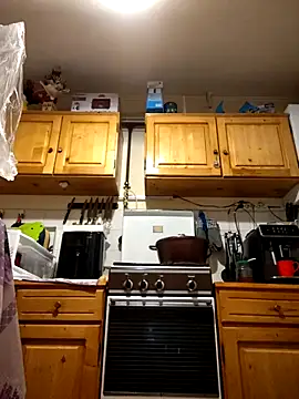 Snapshot of intx800 chatting on 7, 11, 2025 intx800 online show from 7, 11, 2025