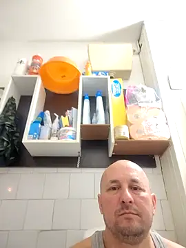 Snapshot of intx800 chatting on 9, 3, 2026 intx800 online show from 9, 3, 2026