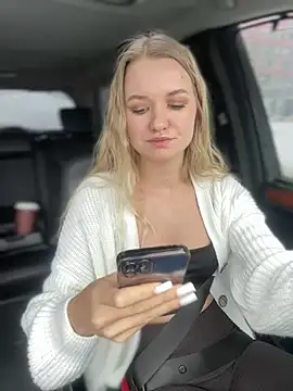 Devill Angel  online show from 21, 12, 2024