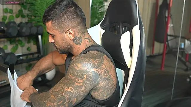 ERIC HARRISON online show from 5, 4, 2026