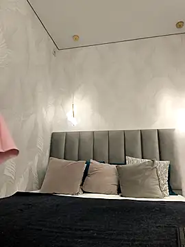 AliceBrayan online show from 27, 2, 2025