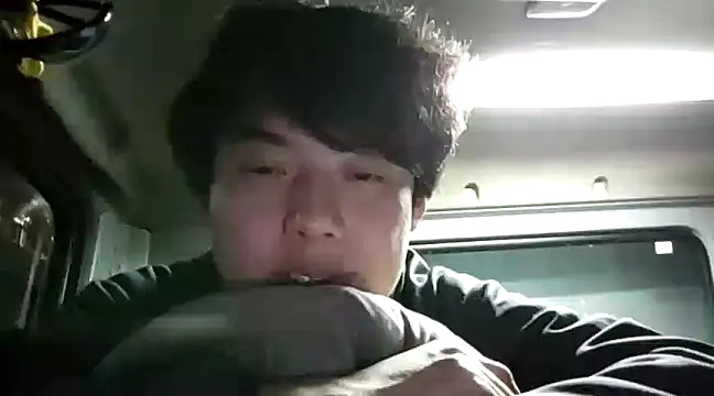 Snapshot of whitebriefboy chatting on 24, 1, 2025 whitebriefboy online show from 24, 1, 2025