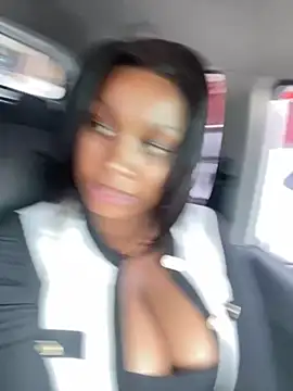 Snapshot of Candy_Love_18 chatting on 26, 10, 2025 Candy Love 18 online show from 26, 10, 2025