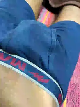 Yours daddy6728 online show from 7, 1, 2025