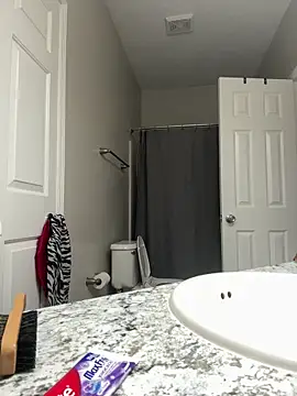 Snapshot of SexyHoneyRedd chatting on 20, 2, 2025 SexyHoneyRedd online show from 20, 2, 2025