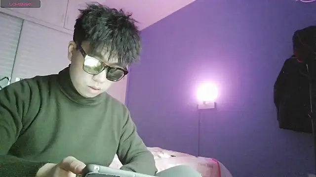 Snapshot of shuai321 chatting on 18, 1, 2026 shuai321 online show from 18, 1, 2026