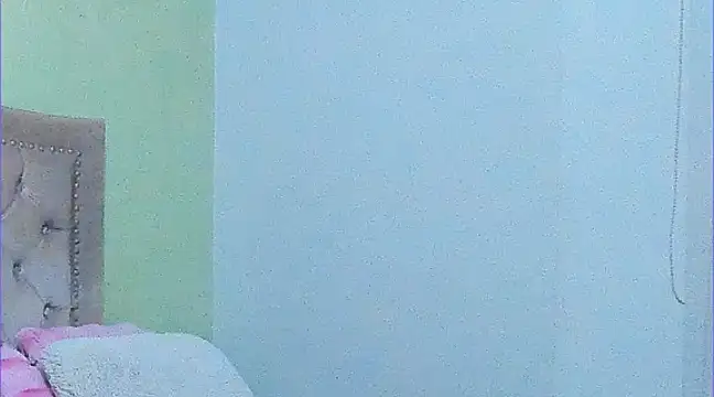 Snapshot of Luciluu20 chatting on 24, 1, 2025 Luciluu20 online show from 24, 1, 2025