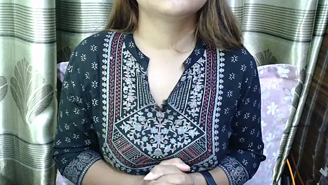 queen angelina online show from 24, 2, 2026