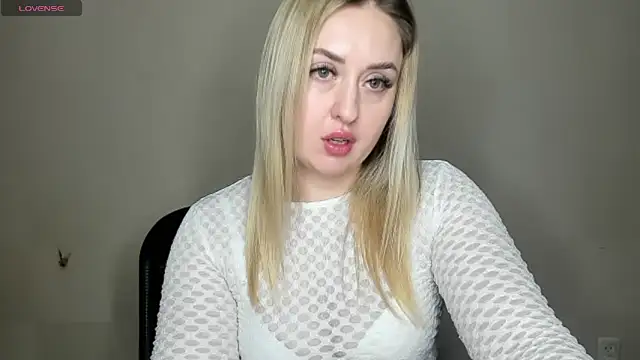 KennaJamess8 online show from 25, 1, 2025