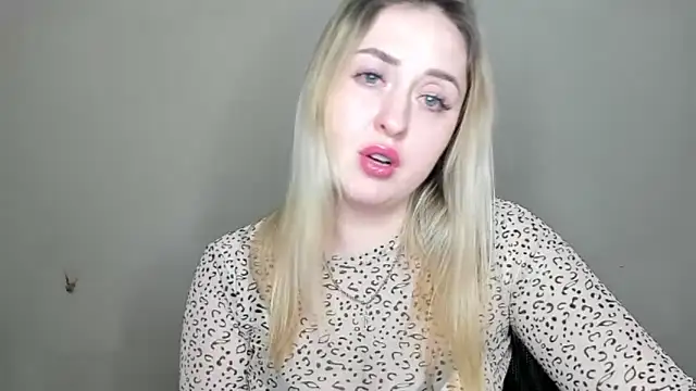 KennaJamess8 online show from 8, 2, 2025