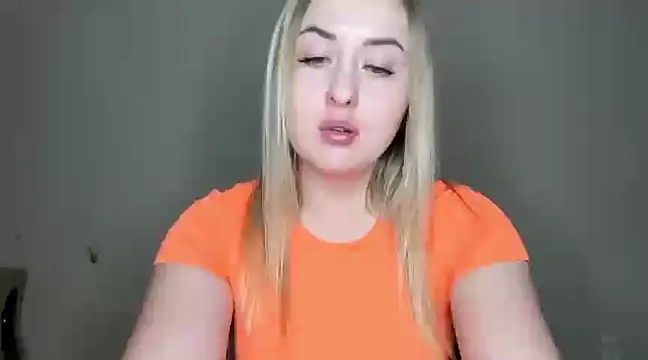 KennaJamess8 online show from 4, 3, 2025