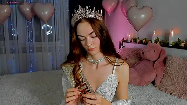 Undertheskin online show from 8, 2, 2025