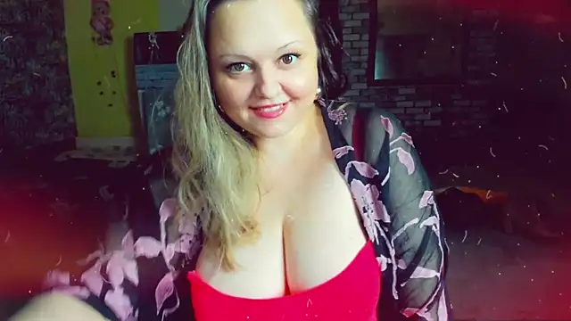 KlaraHoll online show from 8, 1, 2025