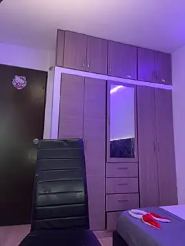 Snapshot of alisson_carolina73 chatting on 7, 12, 2024 alisson carolina73 online show from 7, 12, 2024