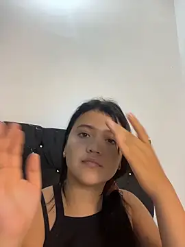 alisson carolina73 online show from 25, 3, 2026