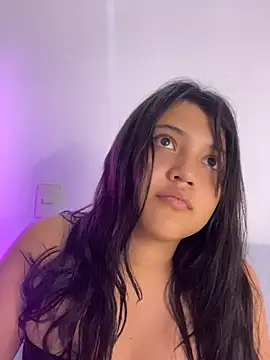Snapshot of alisson_carolina73 chatting on 25, 4, 2026 alisson carolina73 online show from 25, 4, 2026