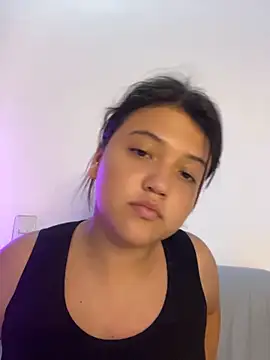 Snapshot of alisson_carolina73 chatting on 29, 4, 2026 alisson carolina73 online show from 29, 4, 2026