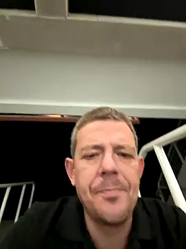 Snapshot of mrwright878787 chatting on 12, 10, 2025 mrwright878787 online show from 12, 10, 2025