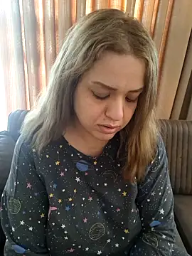 cansuozell online show from 13, 3, 2026