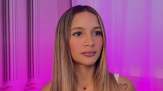 Carohorny4u online show from 3, 6, 2026