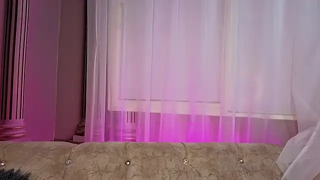 Snapshot of Carohorny4u chatting on 12, 6, 2026 Carohorny4u online show from 12, 6, 2026