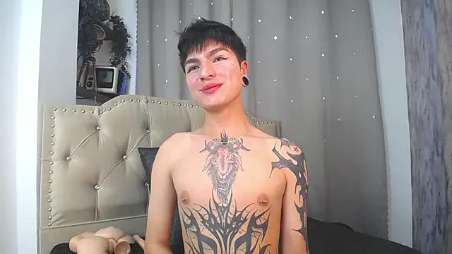 Snapshot of CataFox_ chatting on 7, 1, 2025 CataFox online show from 7, 1, 2025