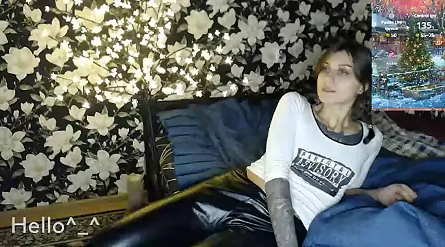 Snapshot of BroadFantasy chatting on 10, 12, 2024 BroadFantasy online show from 10, 12, 2024