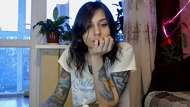 Snapshot of BroadFantasy chatting on 15, 3, 2025 BroadFantasy online show from 15, 3, 2025