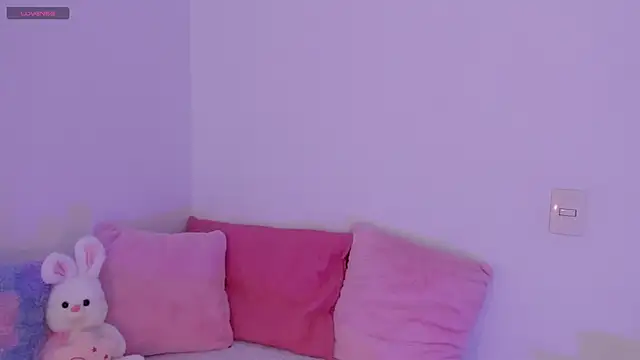 Snapshot of Brisa_blue chatting on 28, 4, 2026 Brisa blue online show from 28, 4, 2026