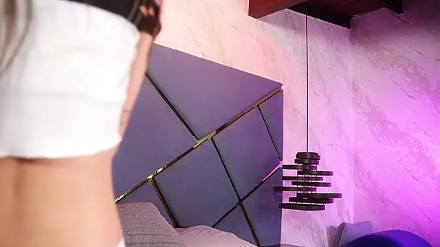 ammy durand online show from 17, 12, 2025