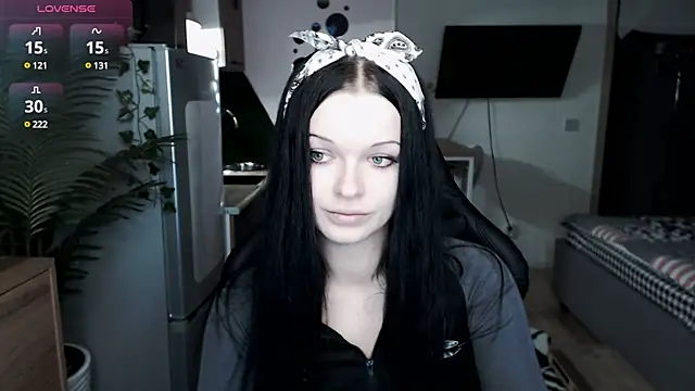 Snapshot of illililliilli chatting on 2, 2, 2025 illililliilli online show from 2, 2, 2025