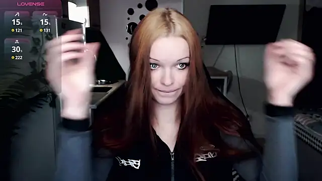 Snapshot of illililliilli chatting on 8, 2, 2025 illililliilli online show from 8, 2, 2025
