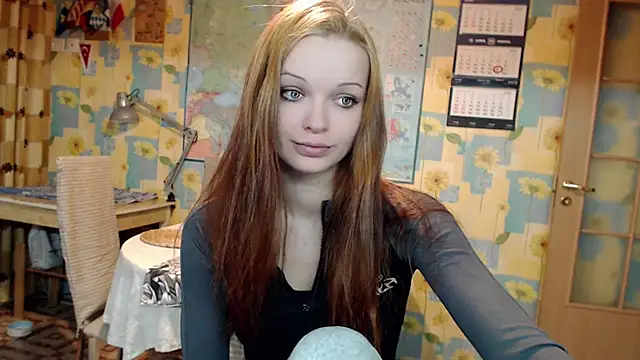 Snapshot of illililliilli chatting on 18, 2, 2025 illililliilli online show from 18, 2, 2025
