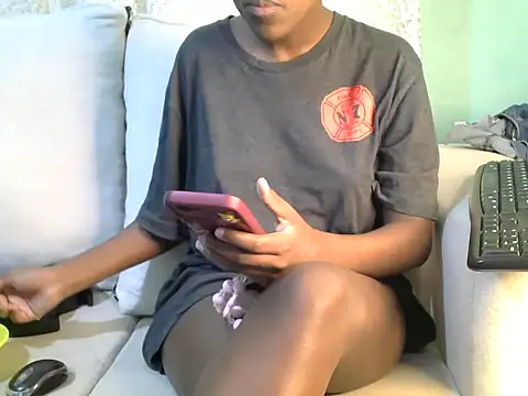 Caryyyl online show from 14, 12, 2025