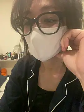 Snapshot of mel__mel chatting on 18, 3, 2026 mel mel online show from 18, 3, 2026