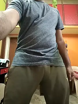 Snapshot of RohanBig chatting on 7, 12, 2024 RohanBig online show from 7, 12, 2024