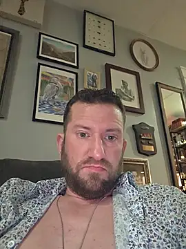 Icebearsticlese online show from 5, 6, 2026