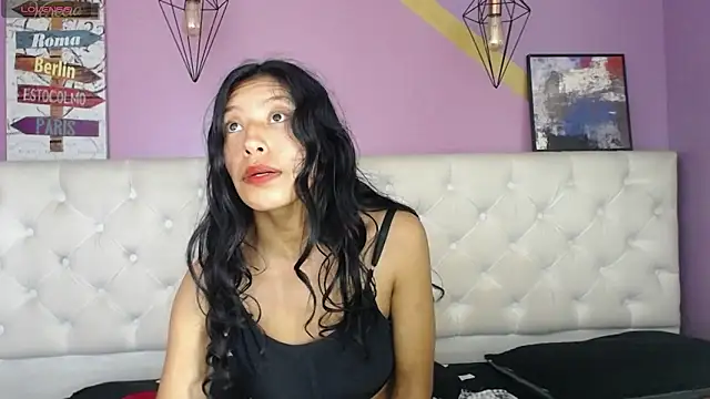 karolinee 66  online show from 7, 12, 2024