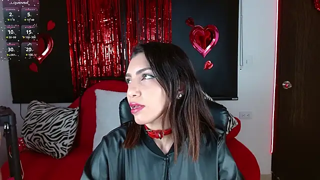 Carolaine69  online show from 1, 2, 2025