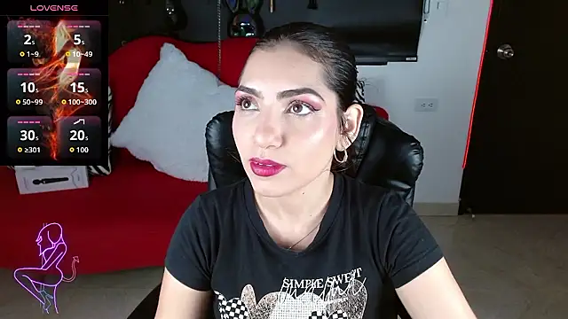 Carolaine69  online show from 8, 1, 2026