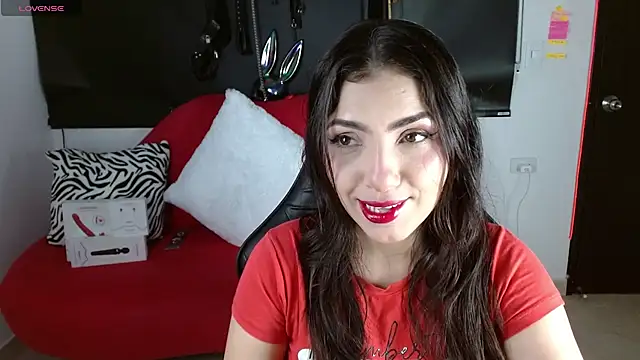 Carolaine69  online show from 17, 4, 2026