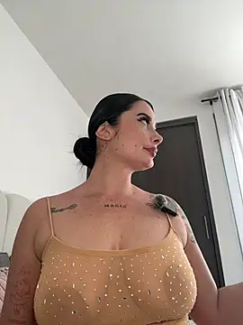 Libia James online show from 22, 6, 2026
