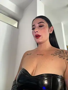 Libia James online show from 15, 7, 2026