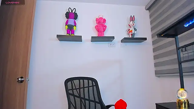 Gangster Girl online show from 10, 2, 2026