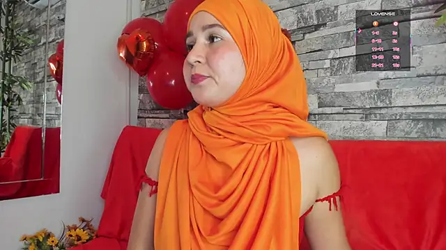 Snapshot of SamiQuest chatting on 4, 2, 2025 SamiQuest online show from 4, 2, 2025